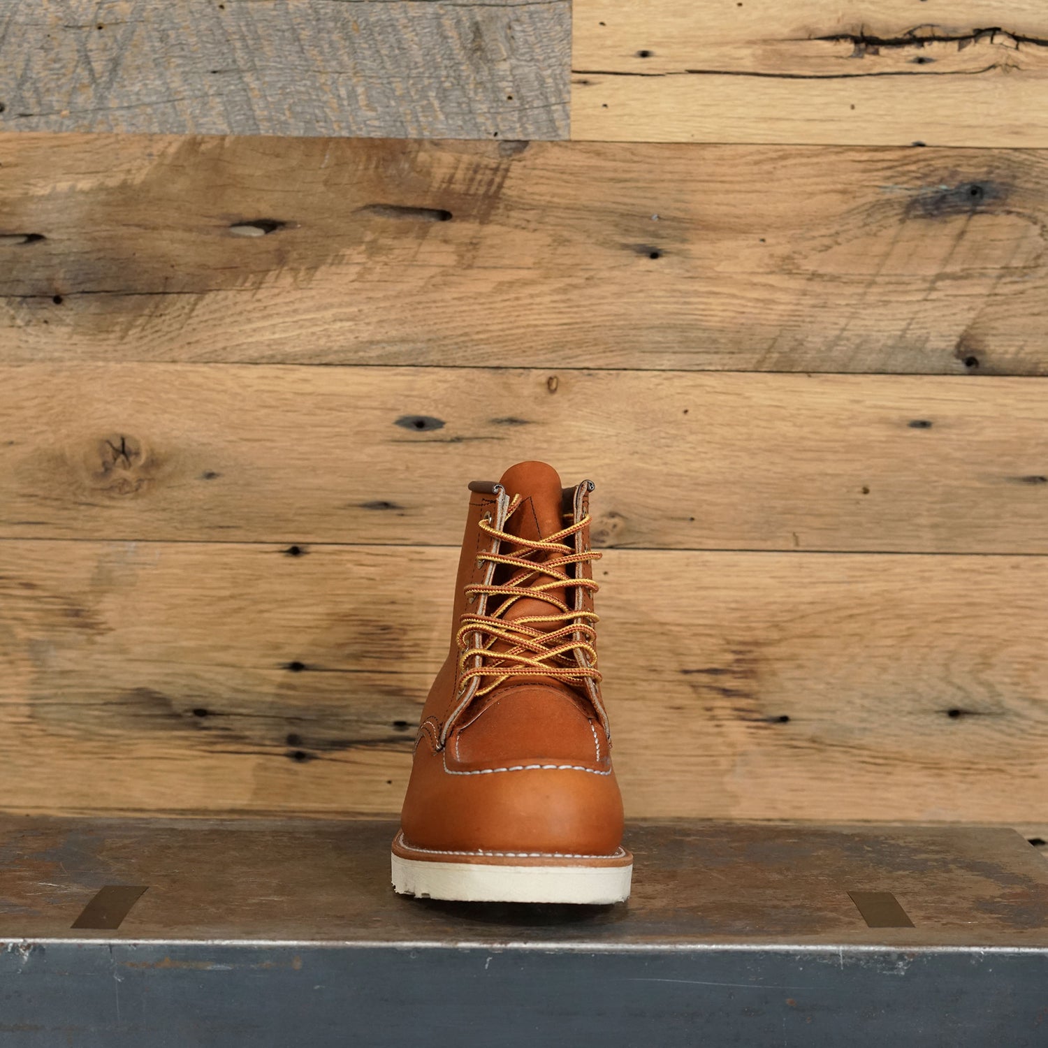 6-INCH CLASSIC MOC