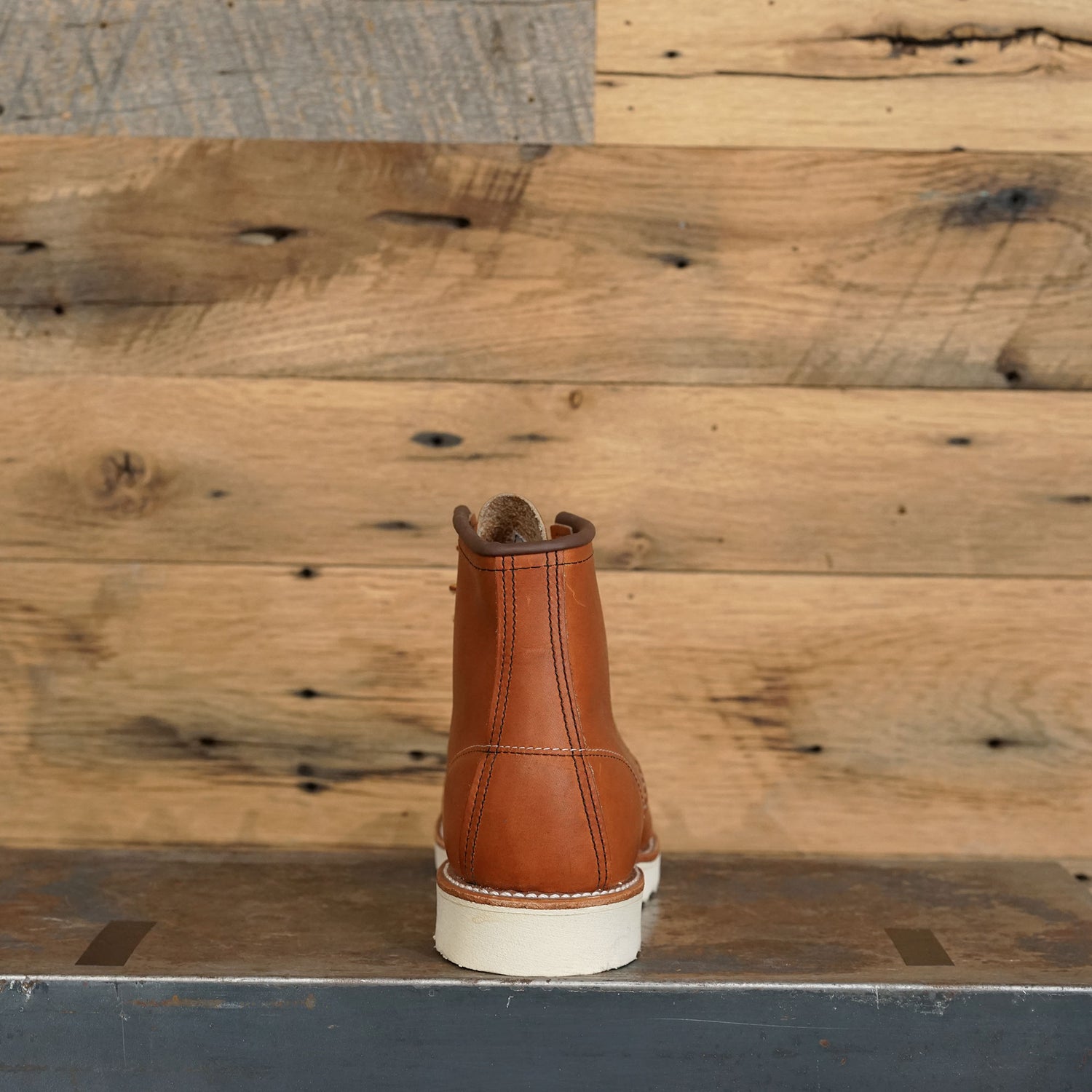 6-INCH CLASSIC MOC