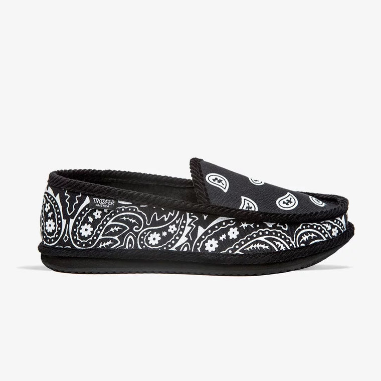 BANDANA HOUSE SLIPPER