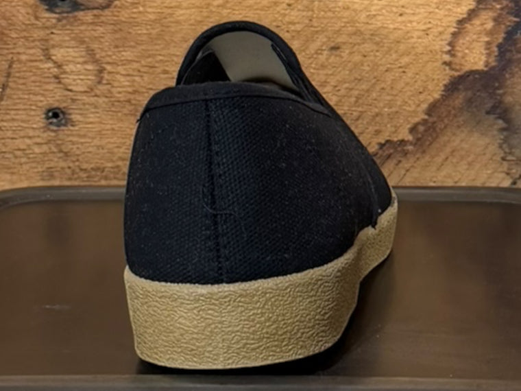 WINO SLIP ON
