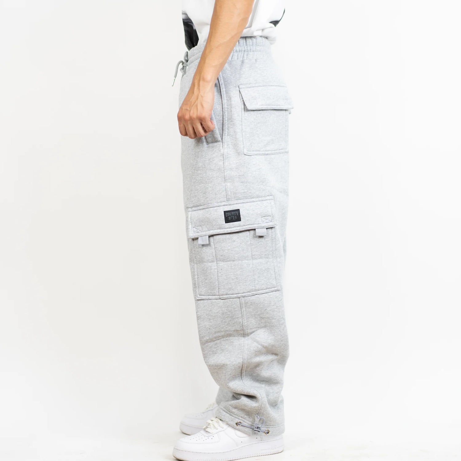 FB COUNTY CARGO SWEATPANTS