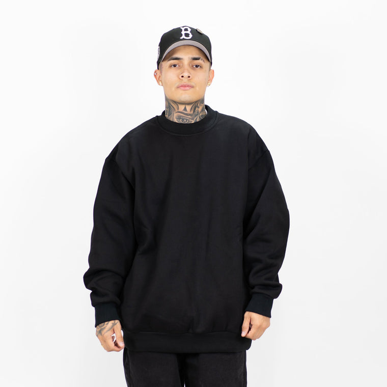 HEAVYWEIGHT CREWNECK