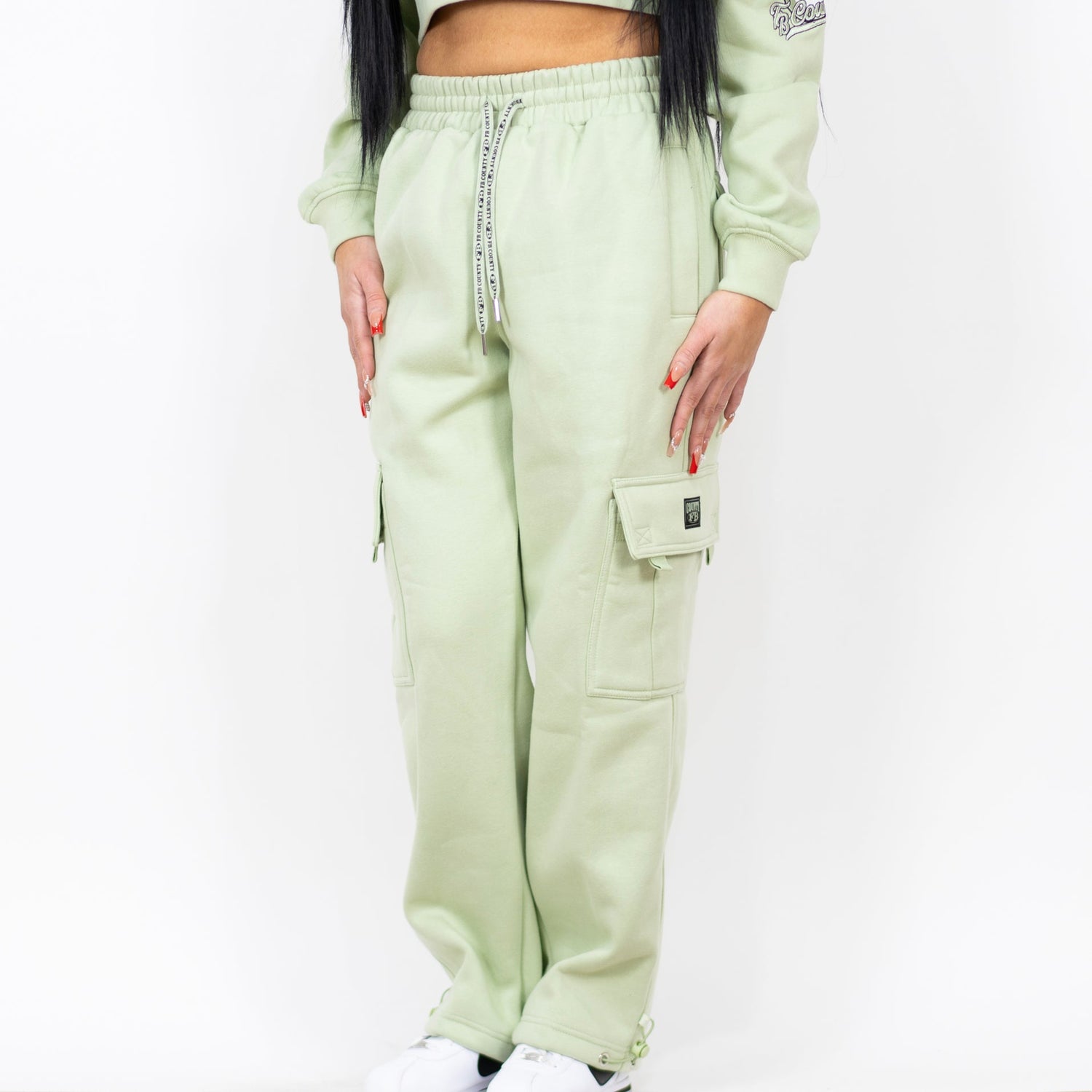 CARGO SWEATPANTS