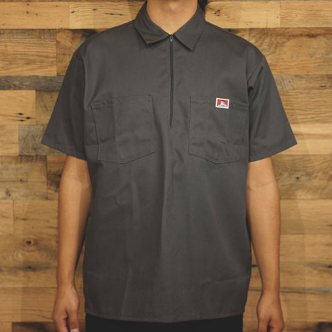 1/2 ZIPPER SHORT SLEEVE SOLID