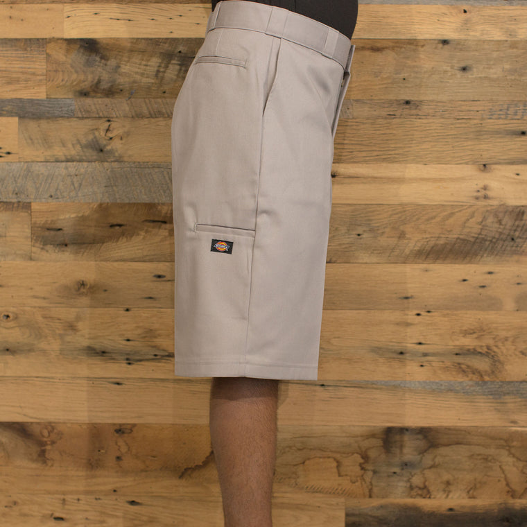 13" LOOSE FIT MULTI USE POCKET WORK SHORTS