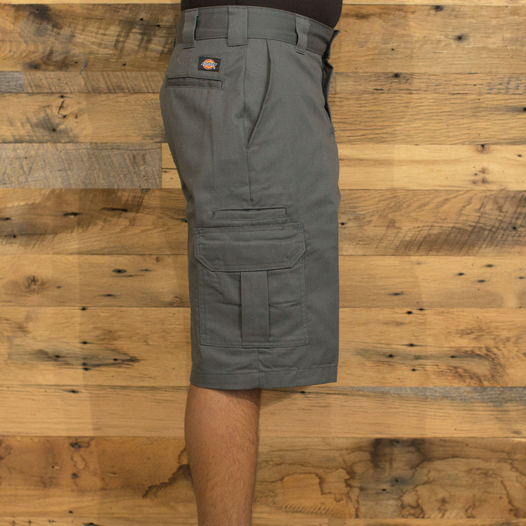 FLEX 13" Relaxed Fit Cargo Shorts